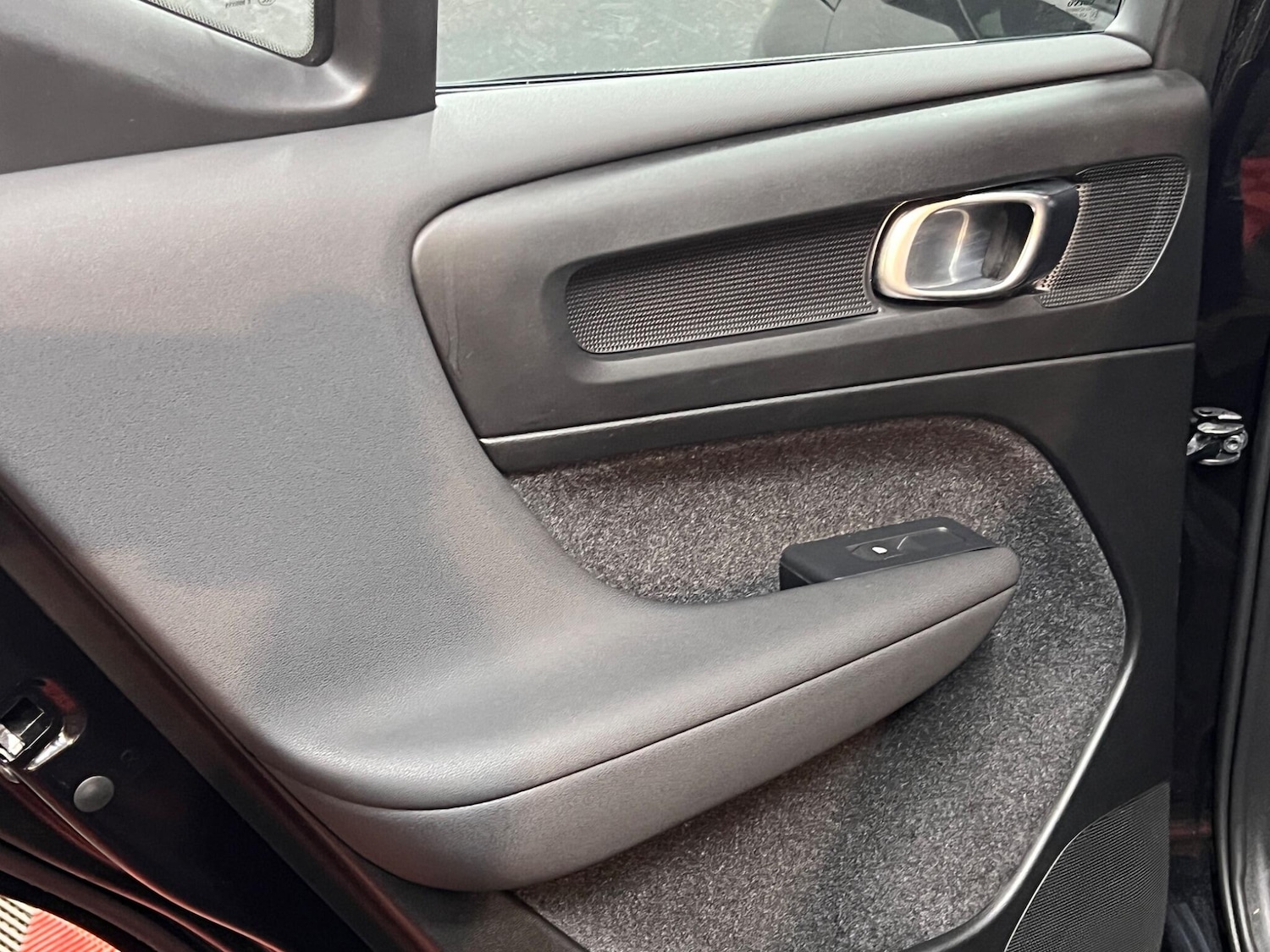 Used Volvo XC40 2024 for sale - 77479009: Photo 37