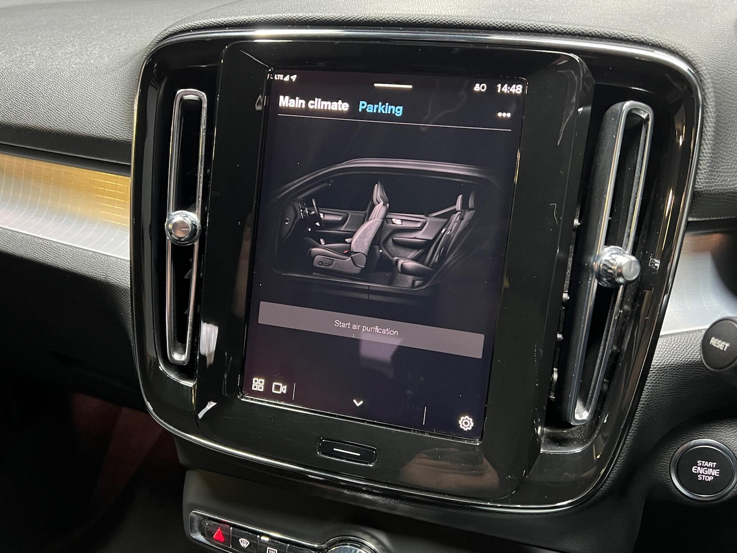 Used Volvo XC40 2024 for sale - 77479009: Photo 45