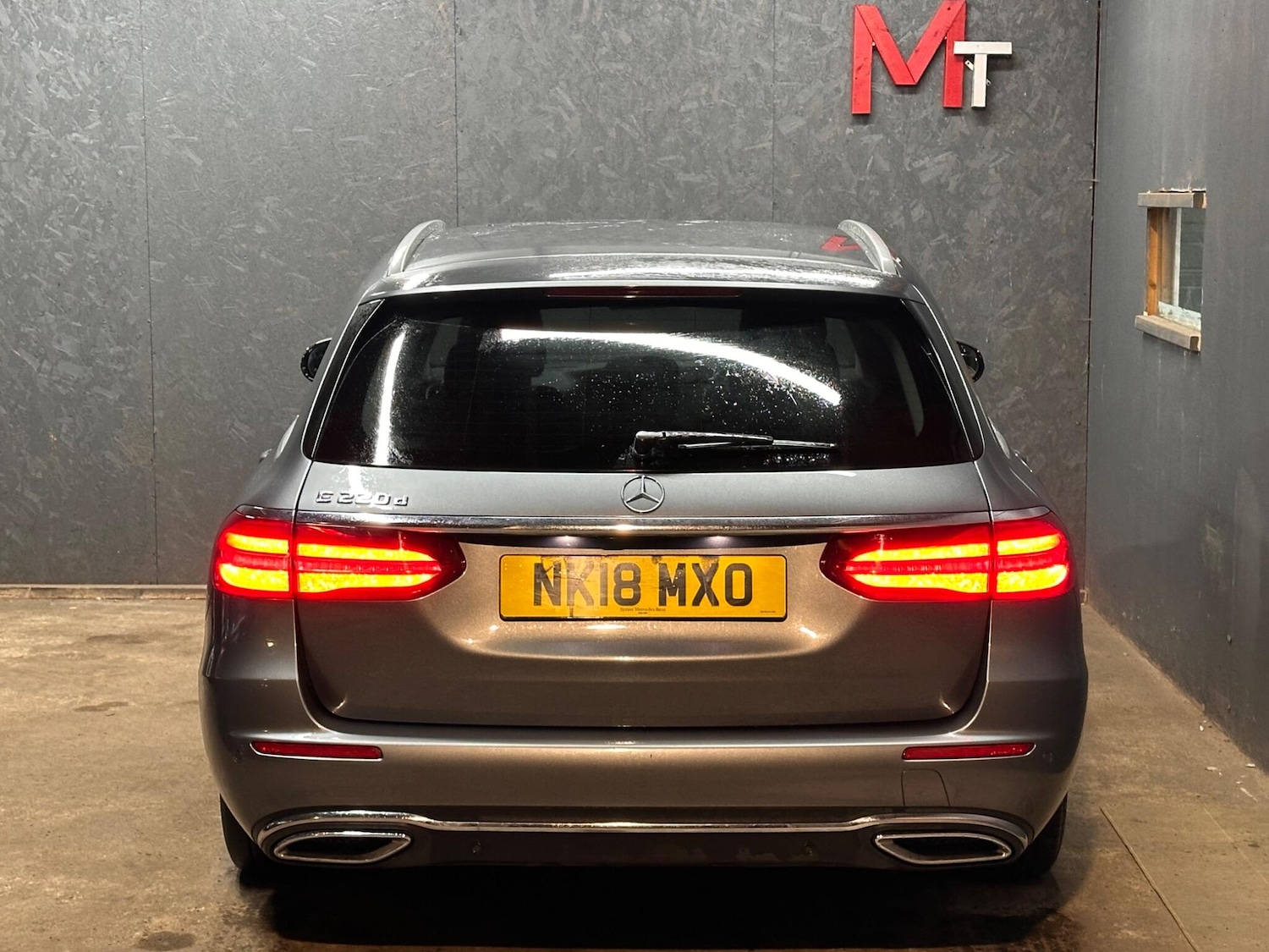 Used Mercedes-Benz E Class 2018 for sale - 76714634: Photo 10