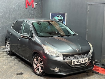 Used Peugeot 208 2012 for sale - 77587252: Photo