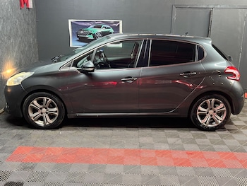 Used Peugeot 208 2012 for sale - 77587252: Photo