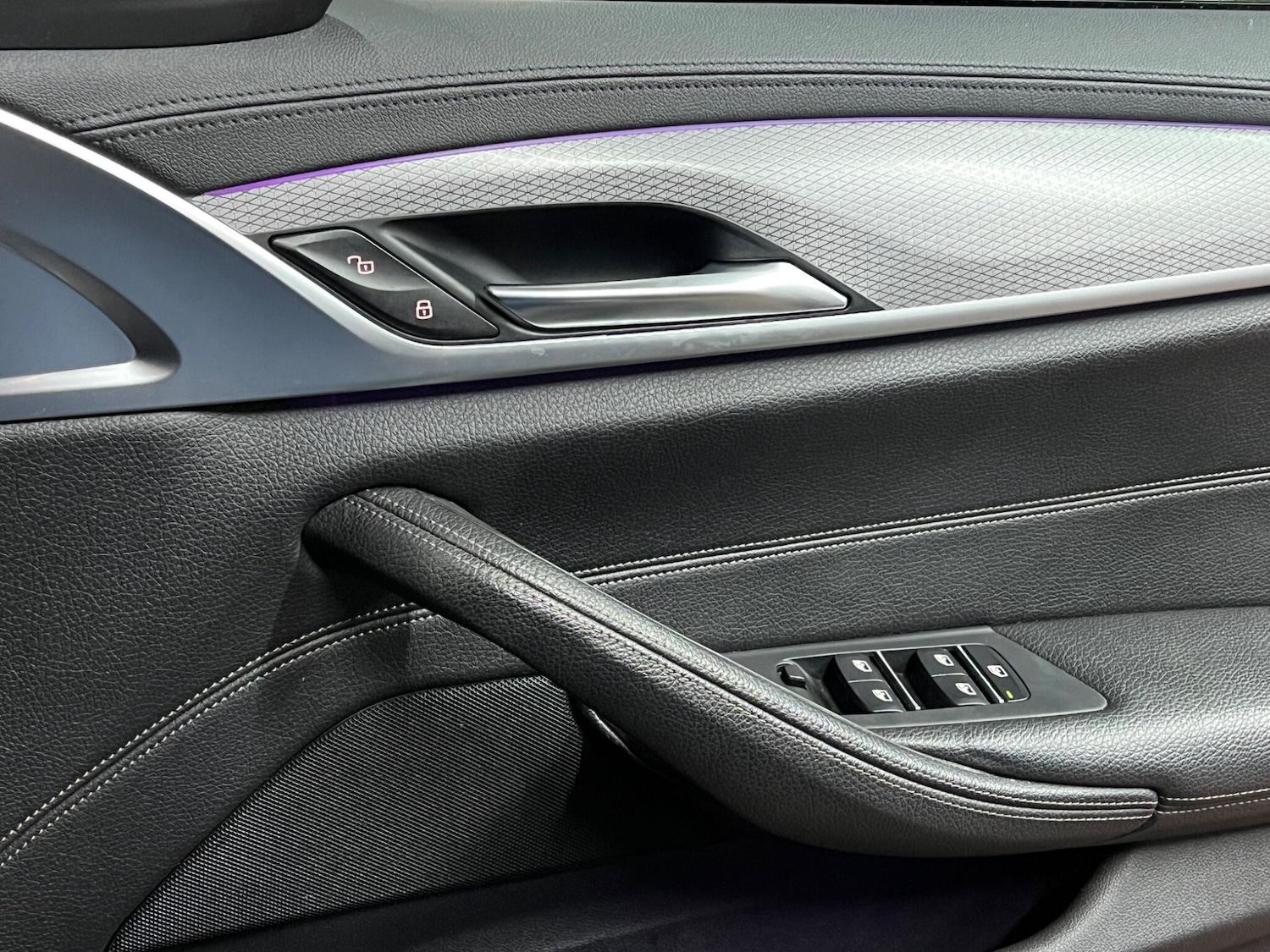 Used BMW 5 Series 2017 for sale - 77737730: Photo 28