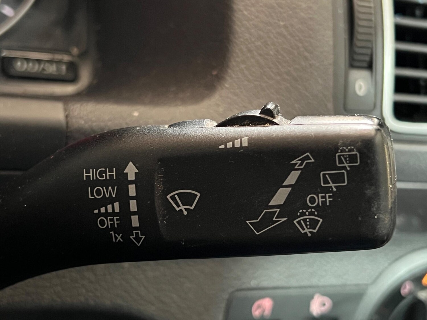 Used Volkswagen Touran 2012 for sale - 77723875: Photo 18