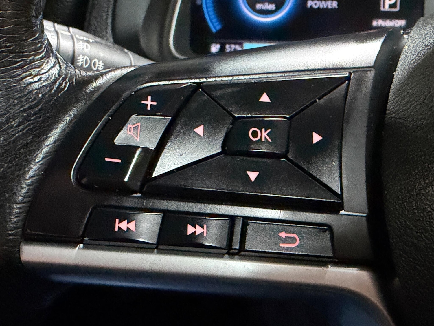 Used Nissan Leaf 2021 for sale - 77345201: Photo 31