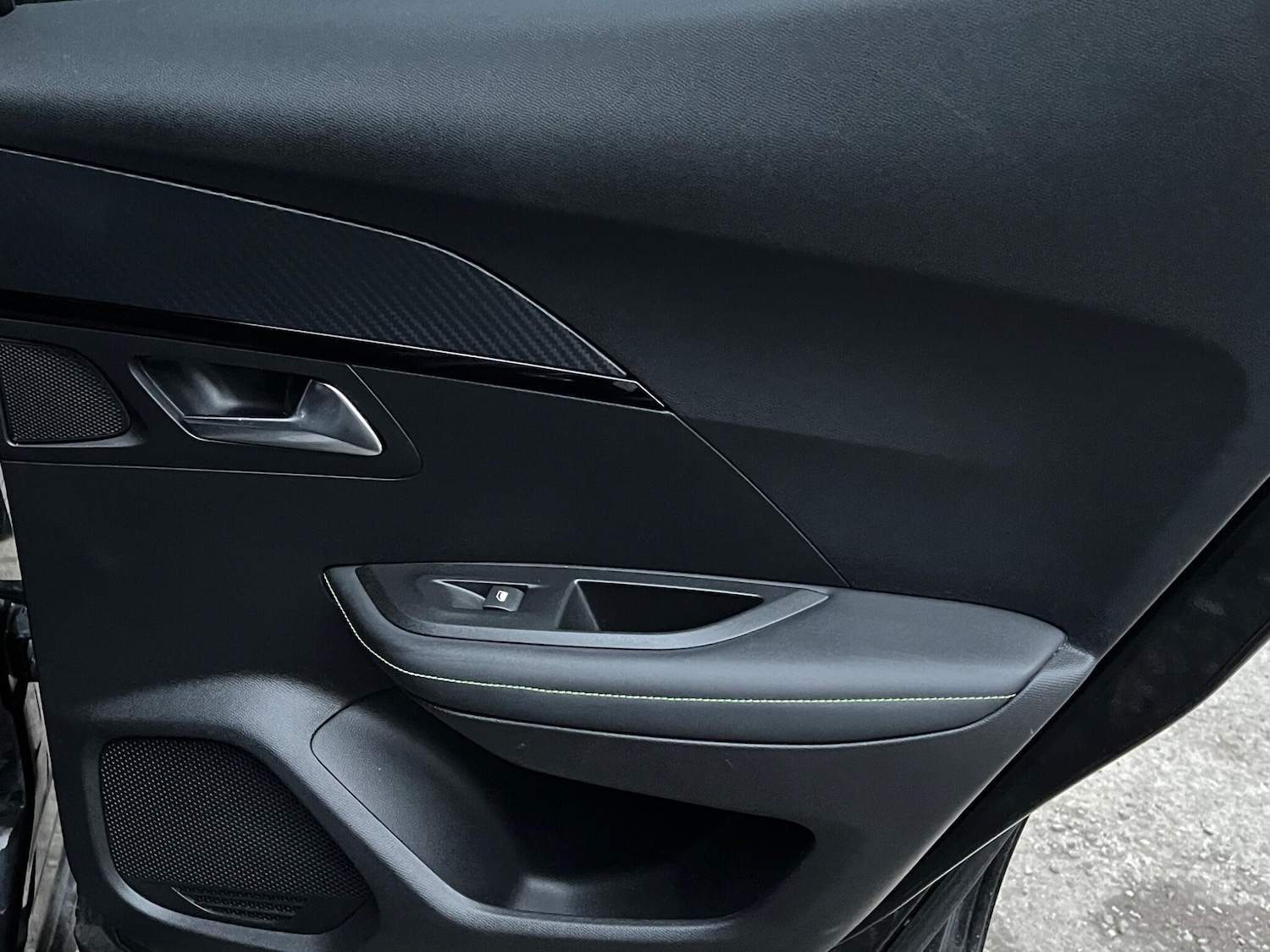 Used Peugeot 2008 2020 for sale - 77049719: Photo 25