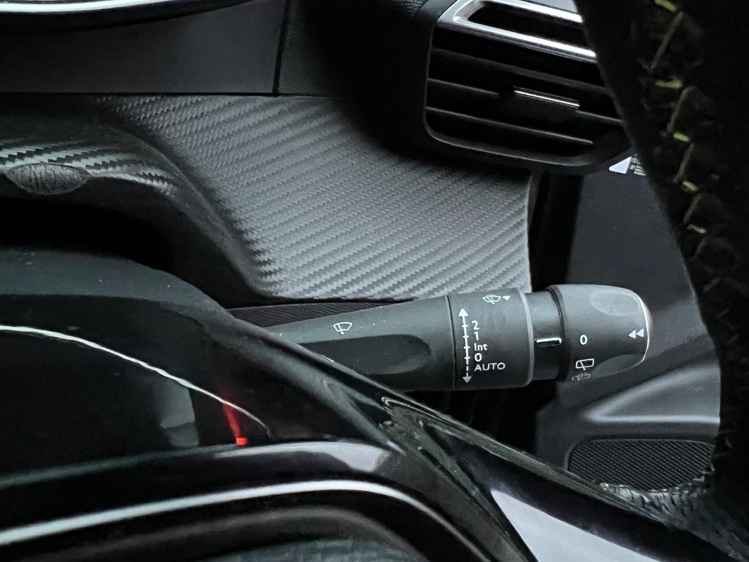 Used Peugeot 2008 2020 for sale - 77049719: Photo 44