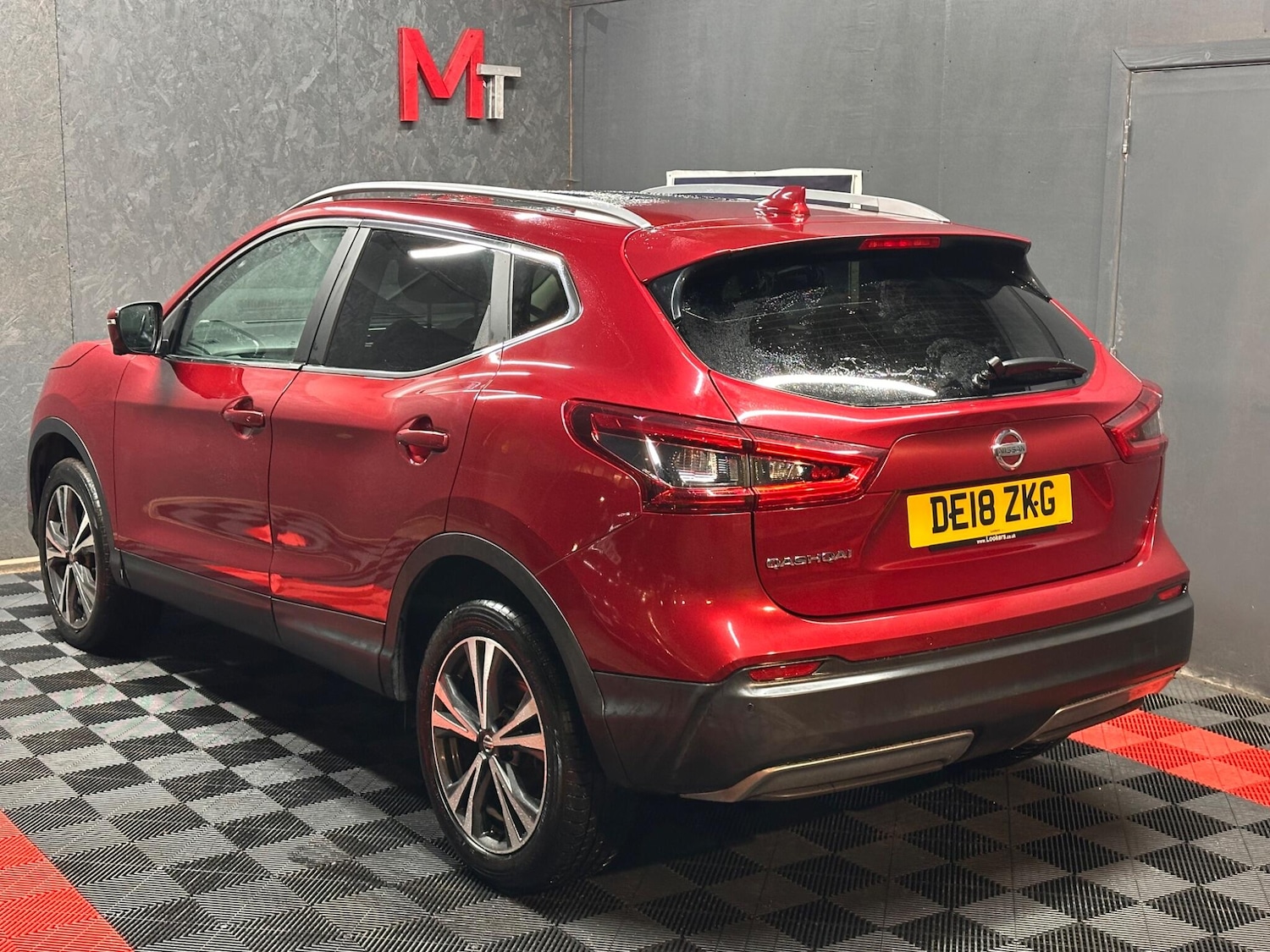 Used Nissan Qashqai 2018 for sale - 76849800: Photo 9