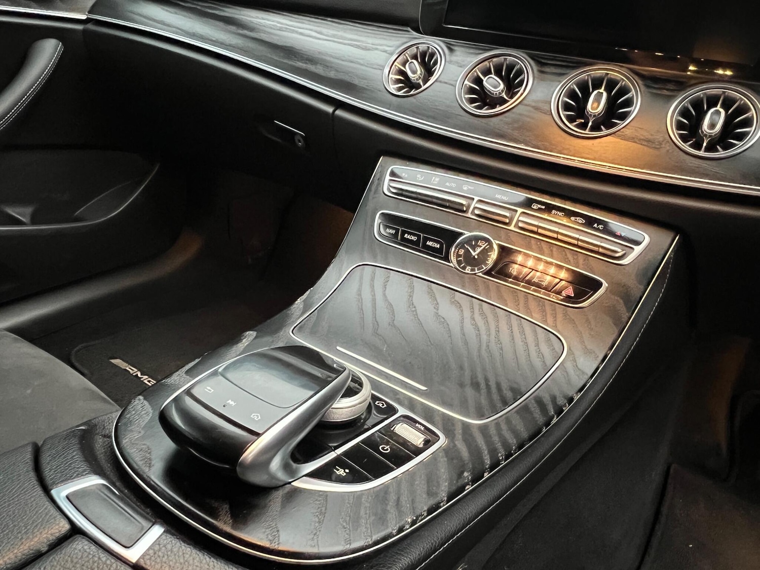 Used Mercedes-Benz E Class 2018 for sale - 77040061: Photo 17