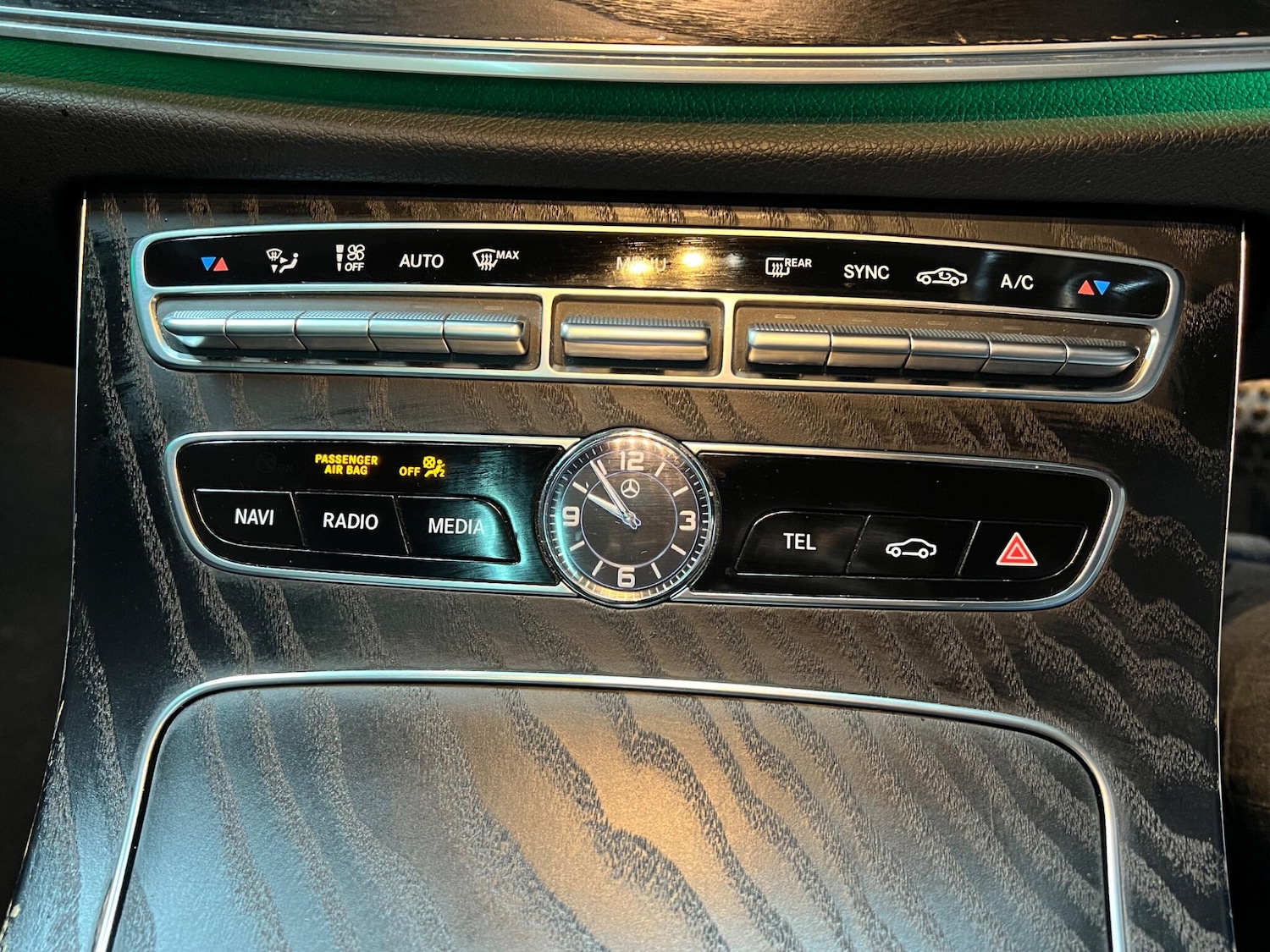 Used Mercedes-Benz E Class 2018 for sale - 77040061: Photo 25