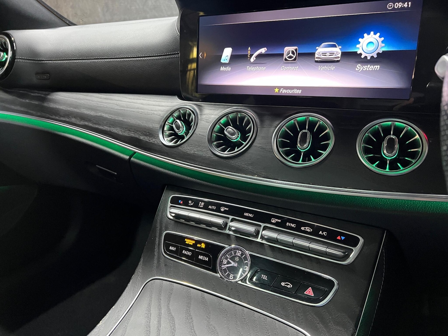 Used Mercedes-Benz E Class 2018 for sale - 77040061: Photo 54