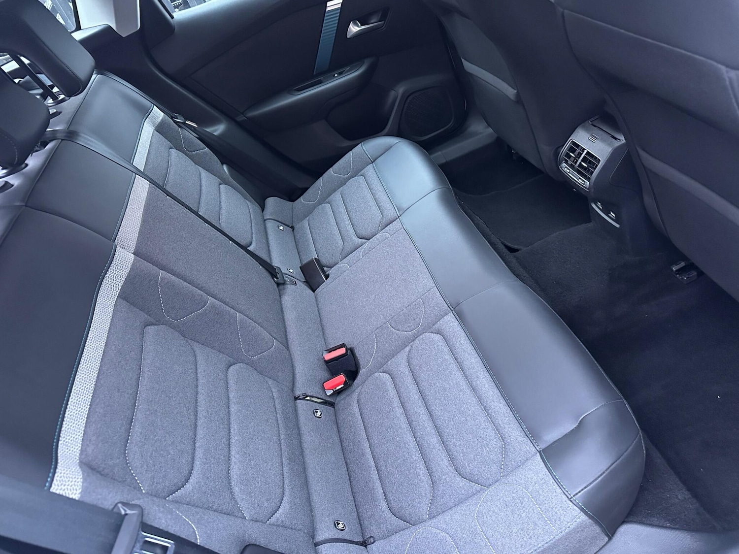 Used Citroen e-C4 for sale - 76572191: Photo 13