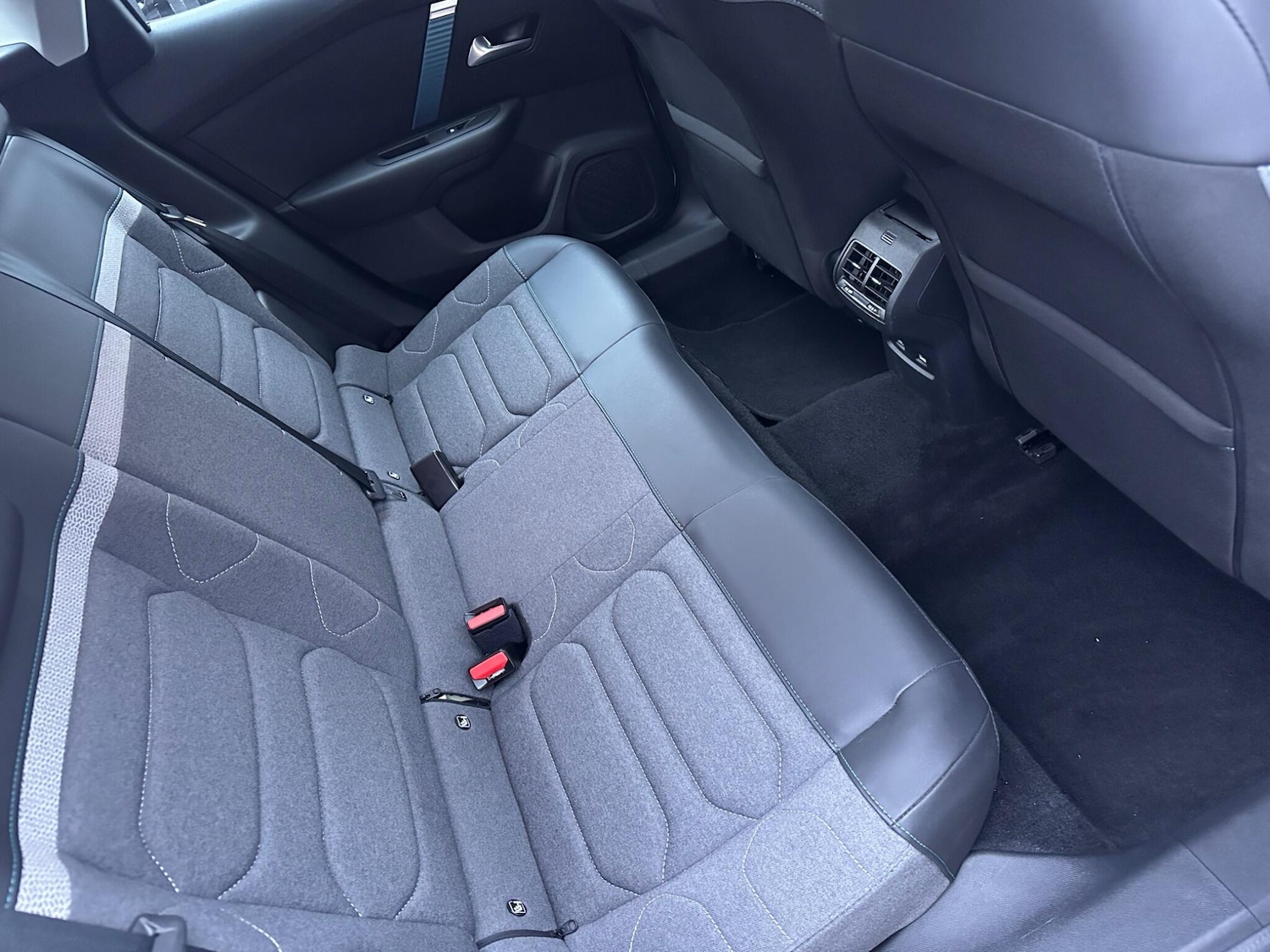 Used Citroen e-C4 for sale - 76572191: Photo 14