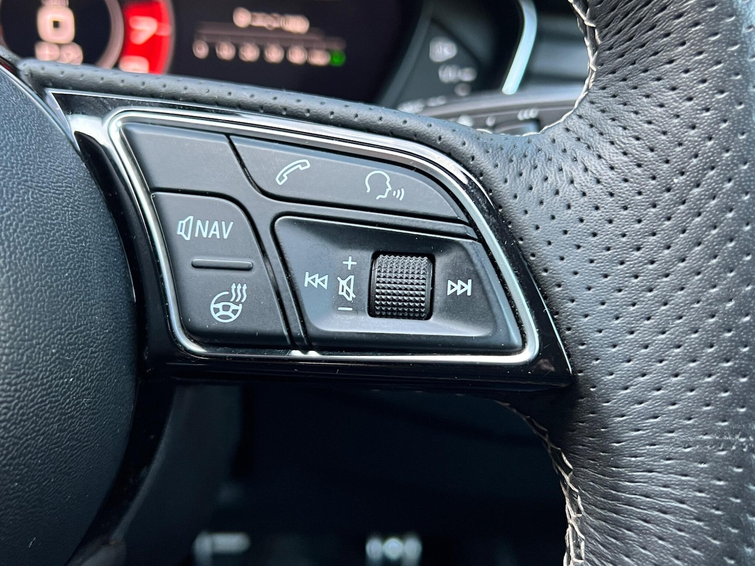 Used Audi A4 2017 for sale - 77238453: Photo 26