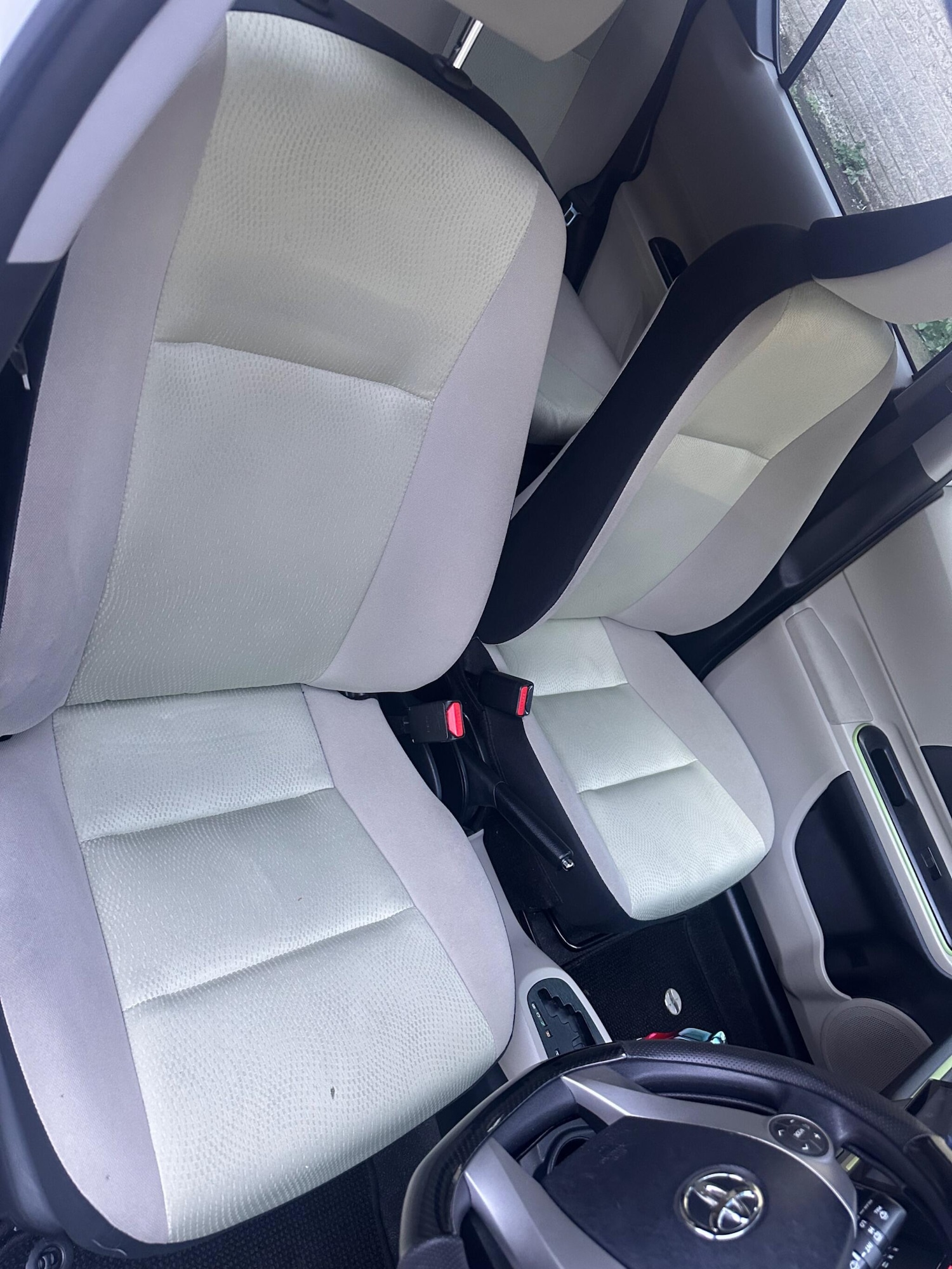 Used Toyota Aqua for sale - 76377882: Photo 14