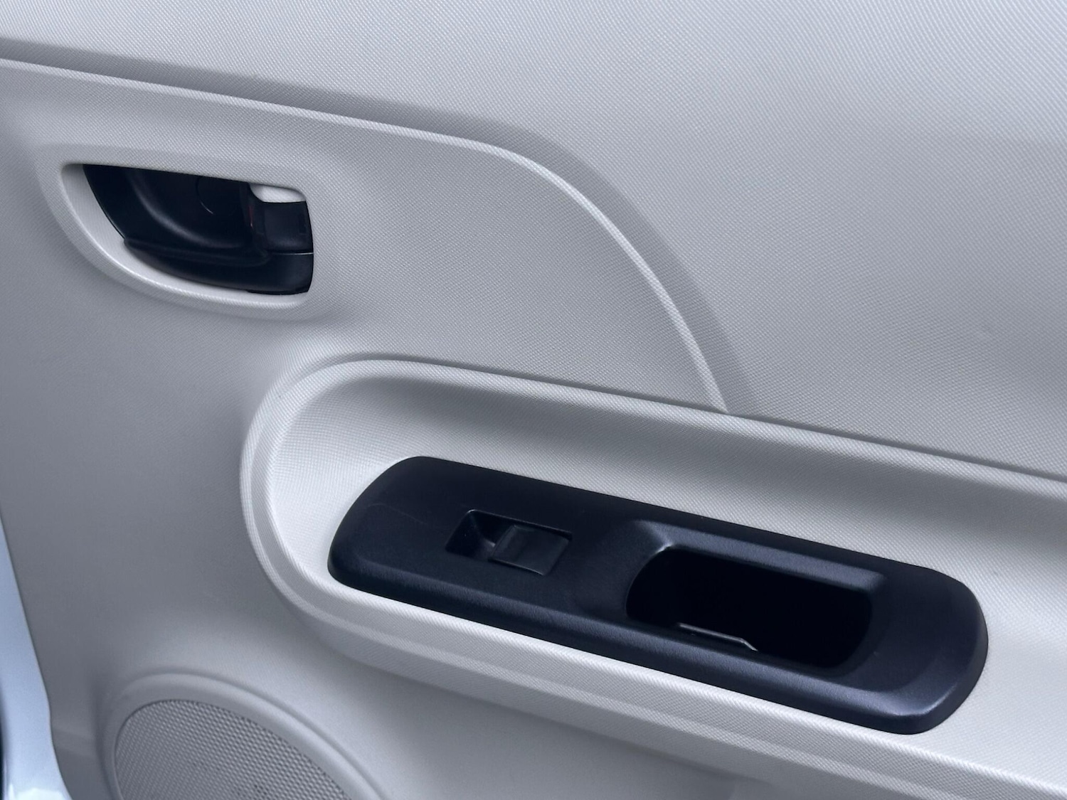 Used Toyota Aqua for sale - 76377882: Photo 20