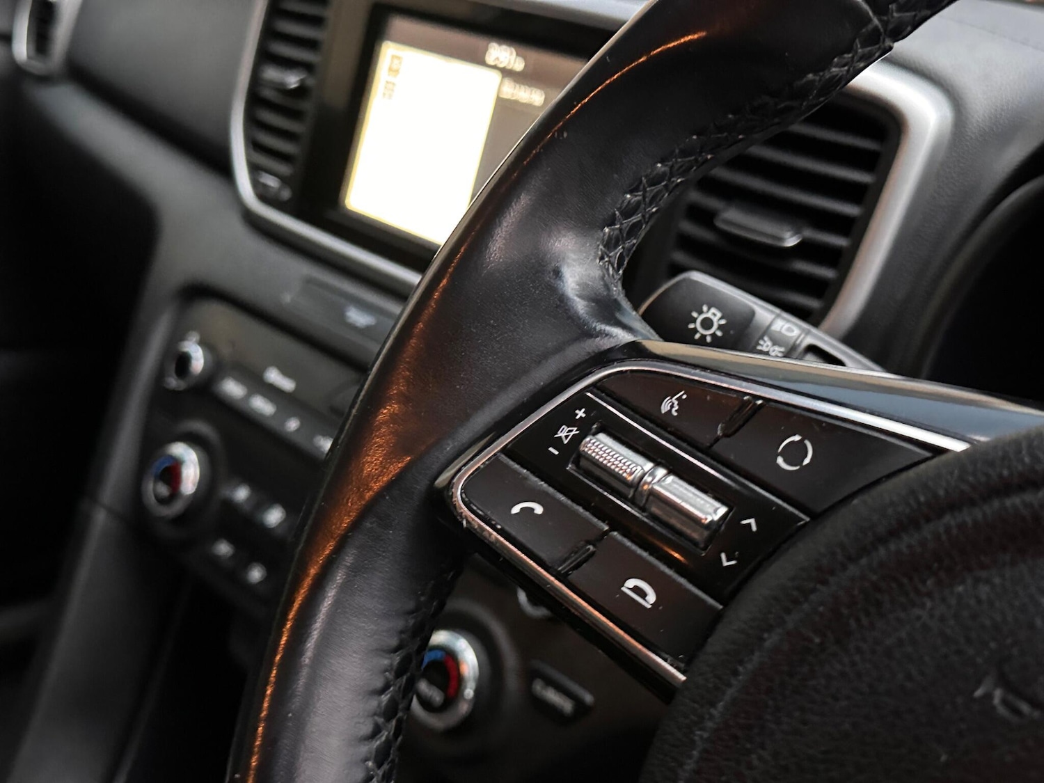 Used Kia Sportage 2018 for sale - 76752793: Photo 18