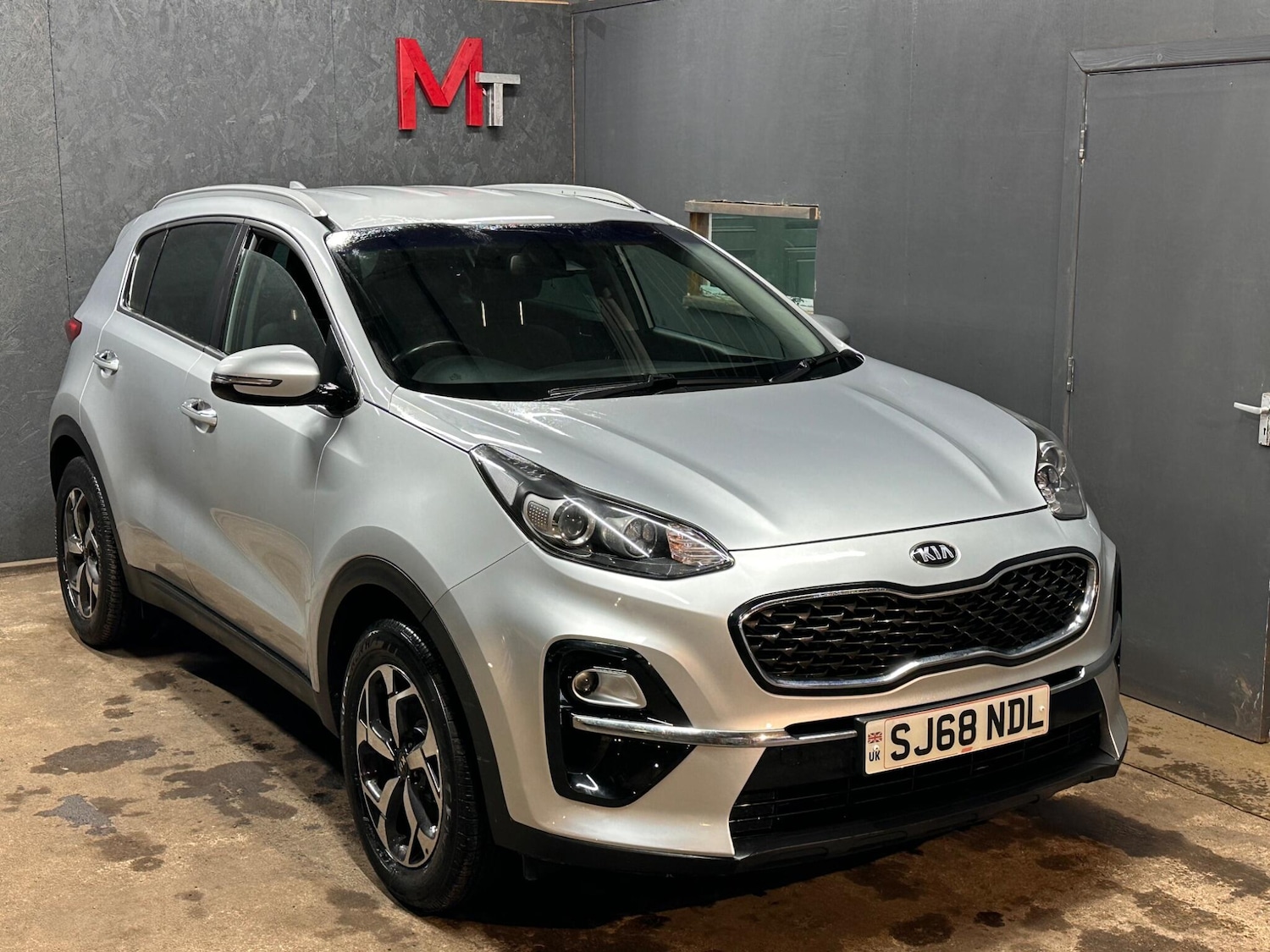 Used Kia Sportage 2018 for sale - 76752793: Photo 2