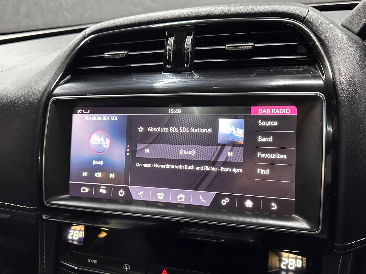 Used Jaguar F-Pace 2019 for sale - 76886324: Photo 26