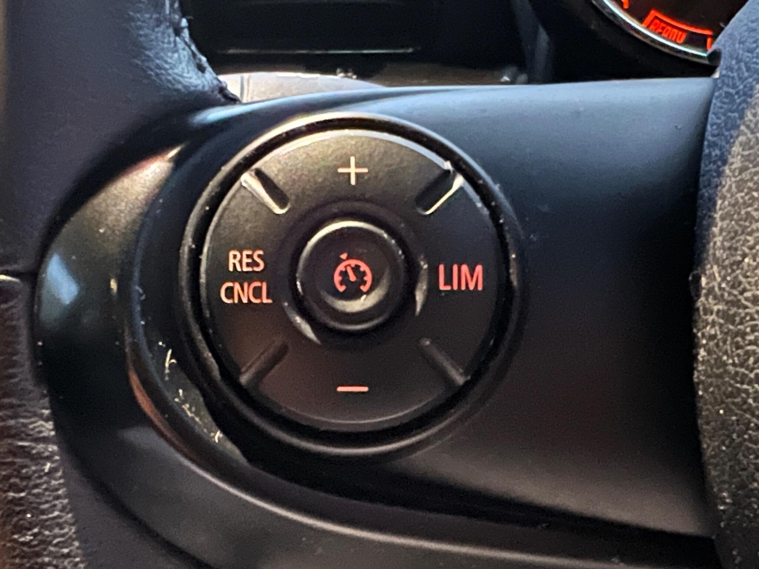 Used MINI Clubman 2018 for sale - 77015376: Photo 27