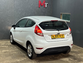 Used Ford Fiesta 2015 for sale - 75670382: Photo