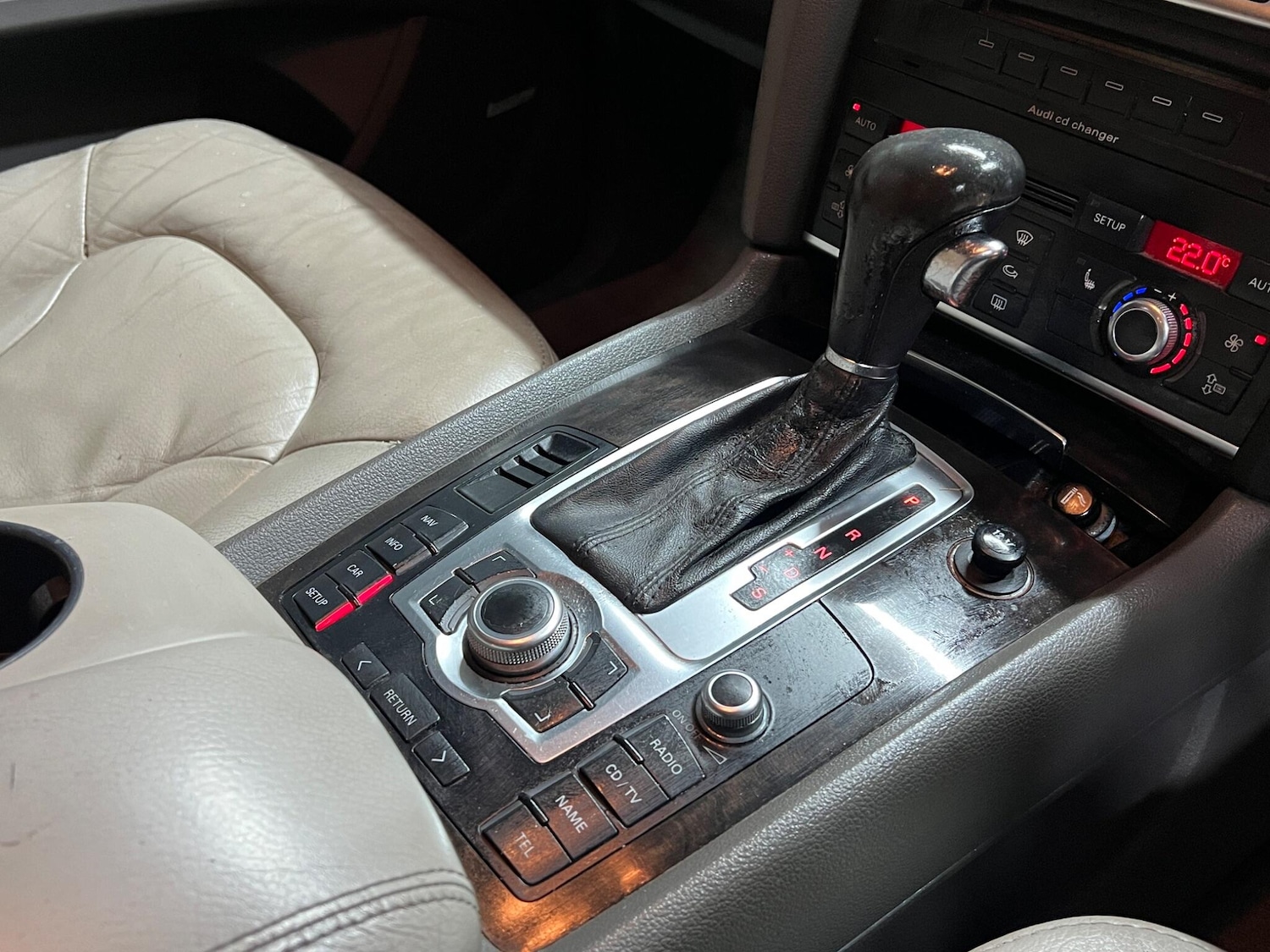 Used Audi Q7 2006 for sale - 76942545: Photo 14