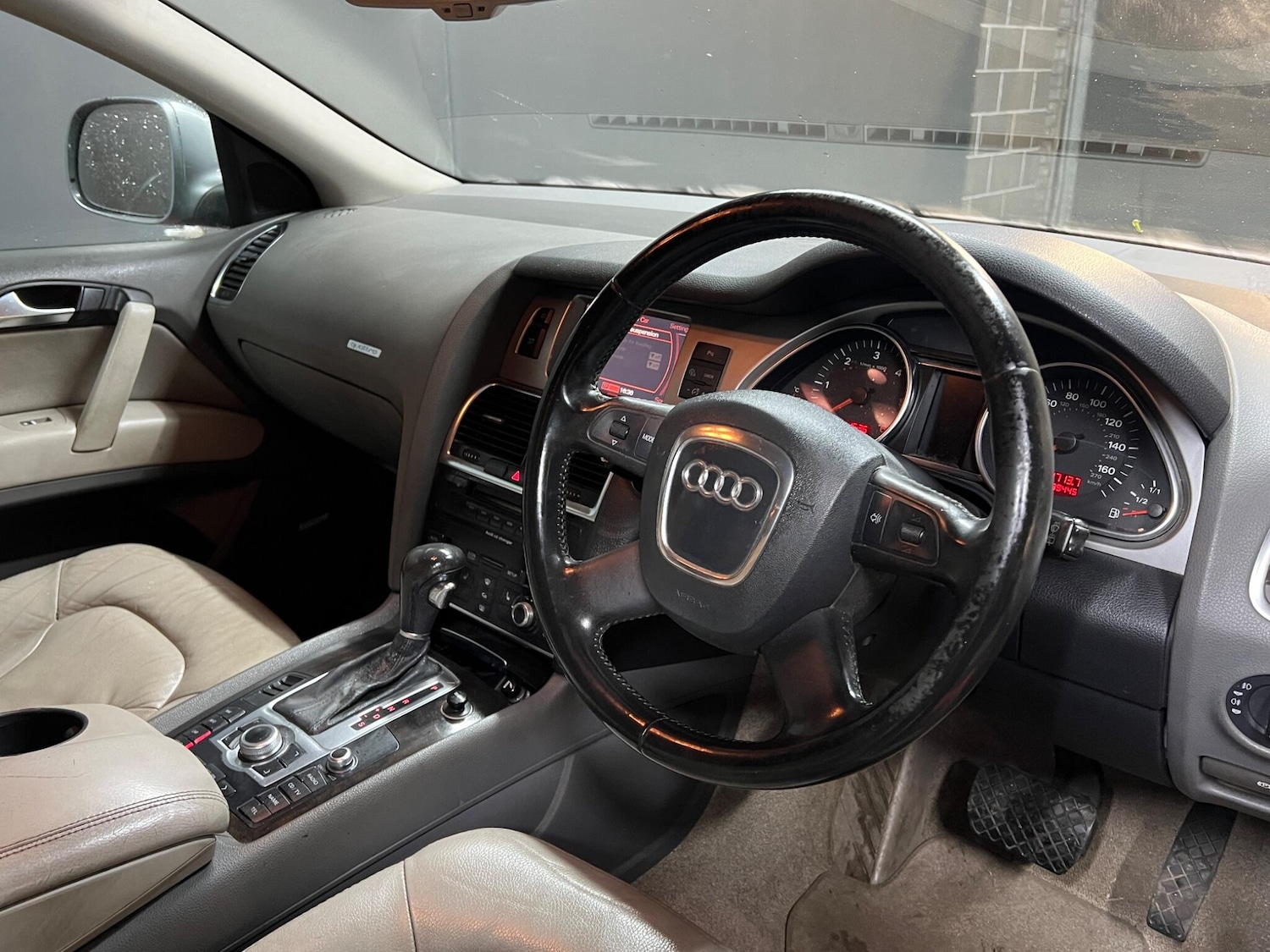 Used Audi Q7 2006 for sale - 76942545: Photo 16