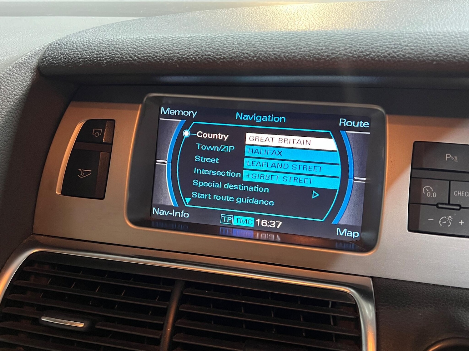 Used Audi Q7 2006 for sale - 76942545: Photo 27