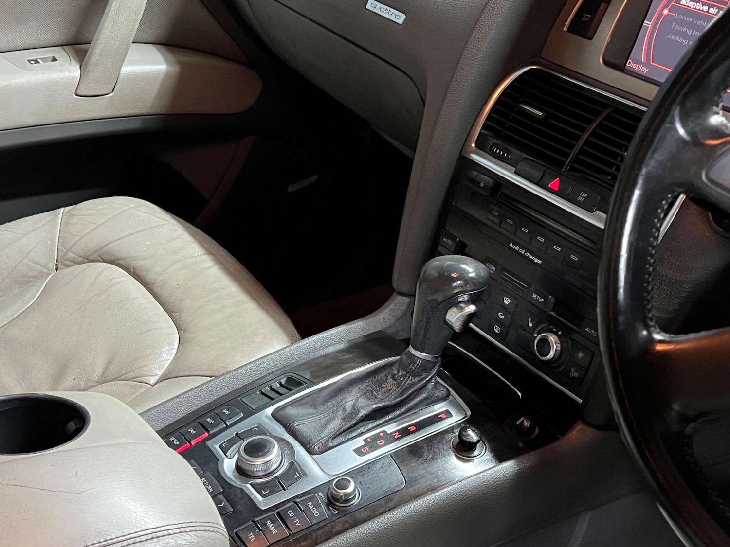 Used Audi Q7 2006 for sale - 76942545: Photo 40