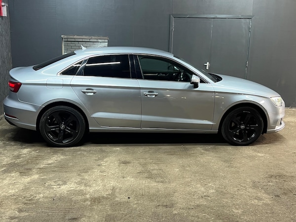 Used Audi A3 2017 for sale - 76200467: Photo 4
