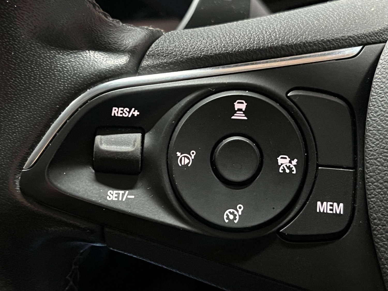 Used Vauxhall Mokka 2021 for sale - 77723560: Photo 24