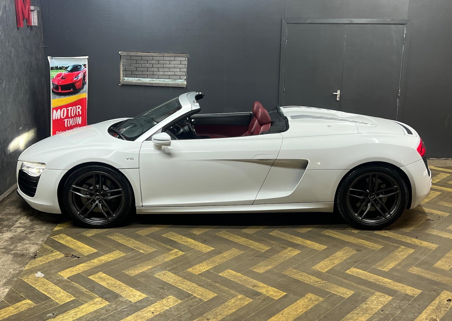 Used Audi R8 2013 for sale - 76370321: Photo 16