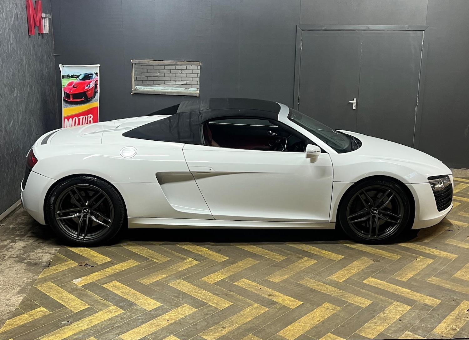 Used Audi R8 2013 for sale - 76370321: Photo 22