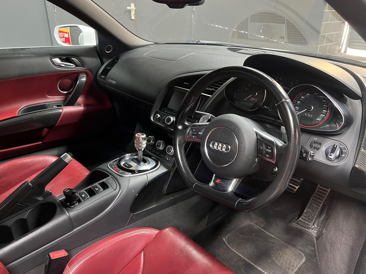 Used Audi R8 2013 for sale - 76370321: Photo 27