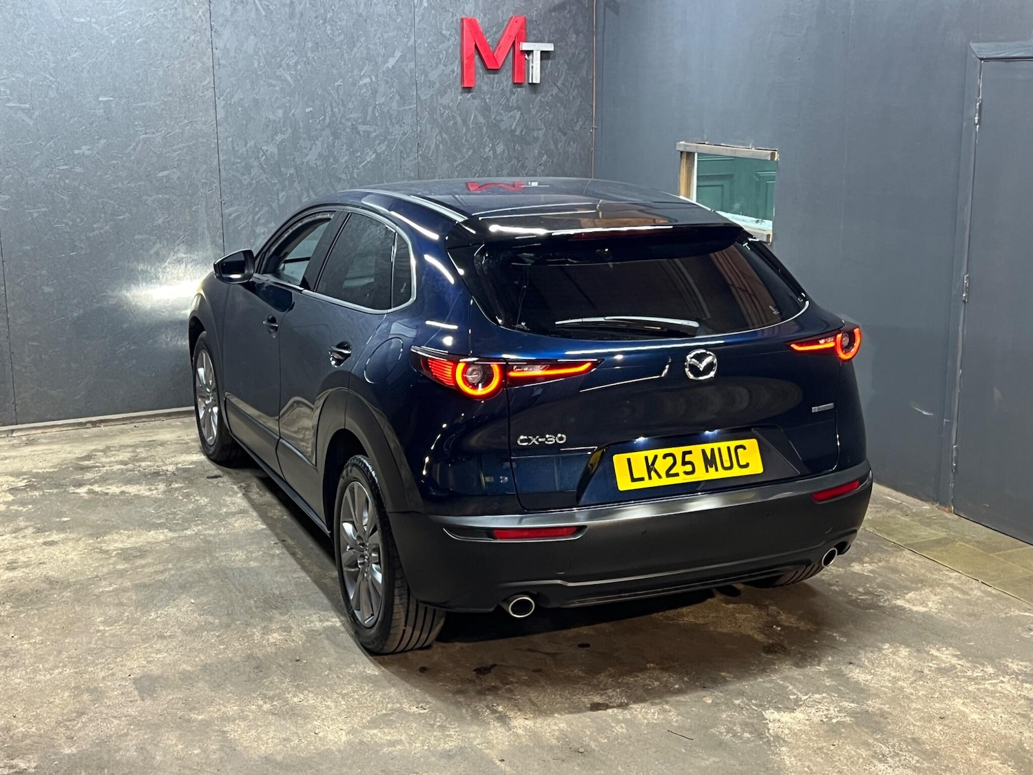 Vehicle 21