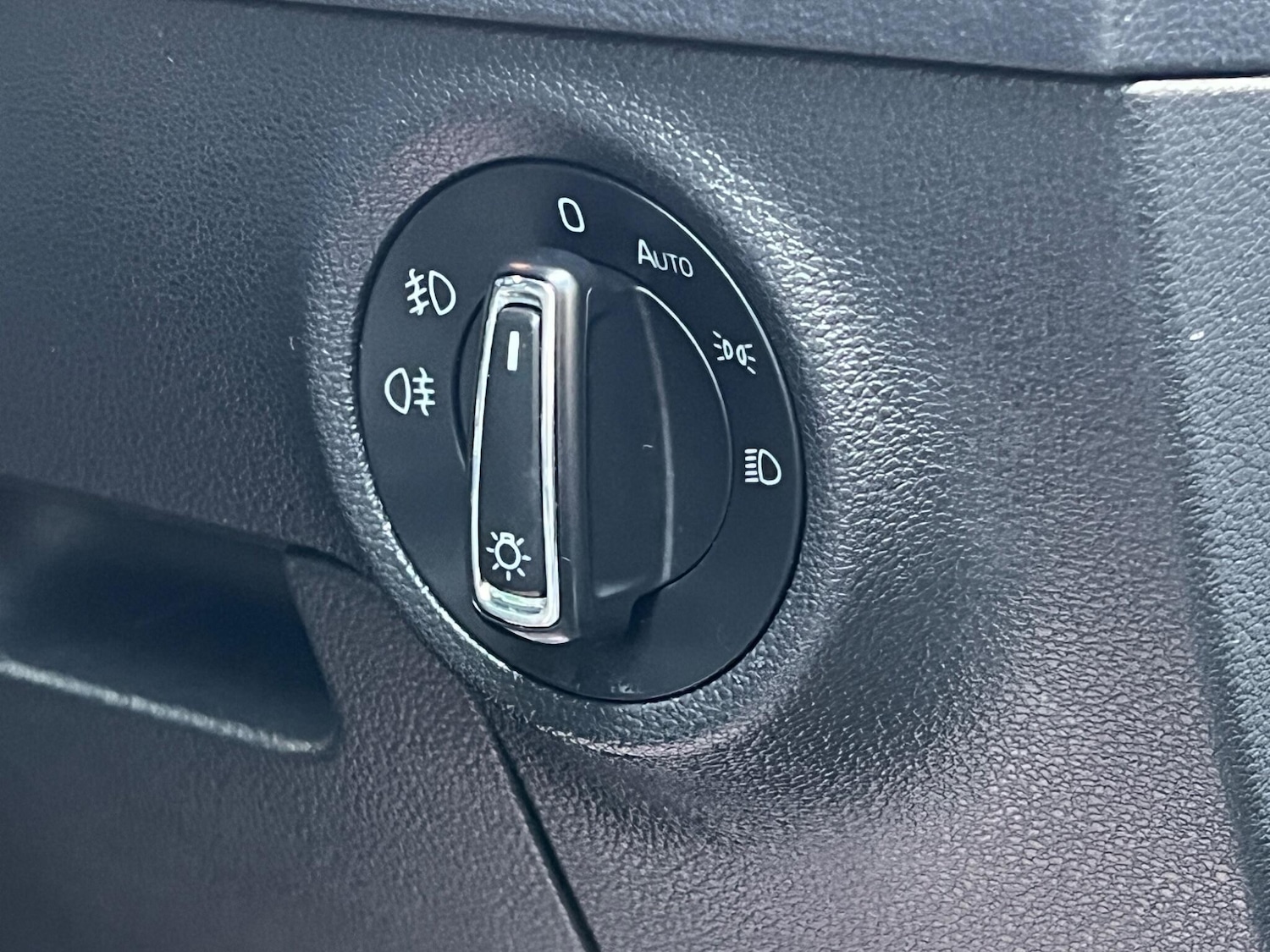 Used Skoda Karoq 2019 for sale - 77611962: Photo 25