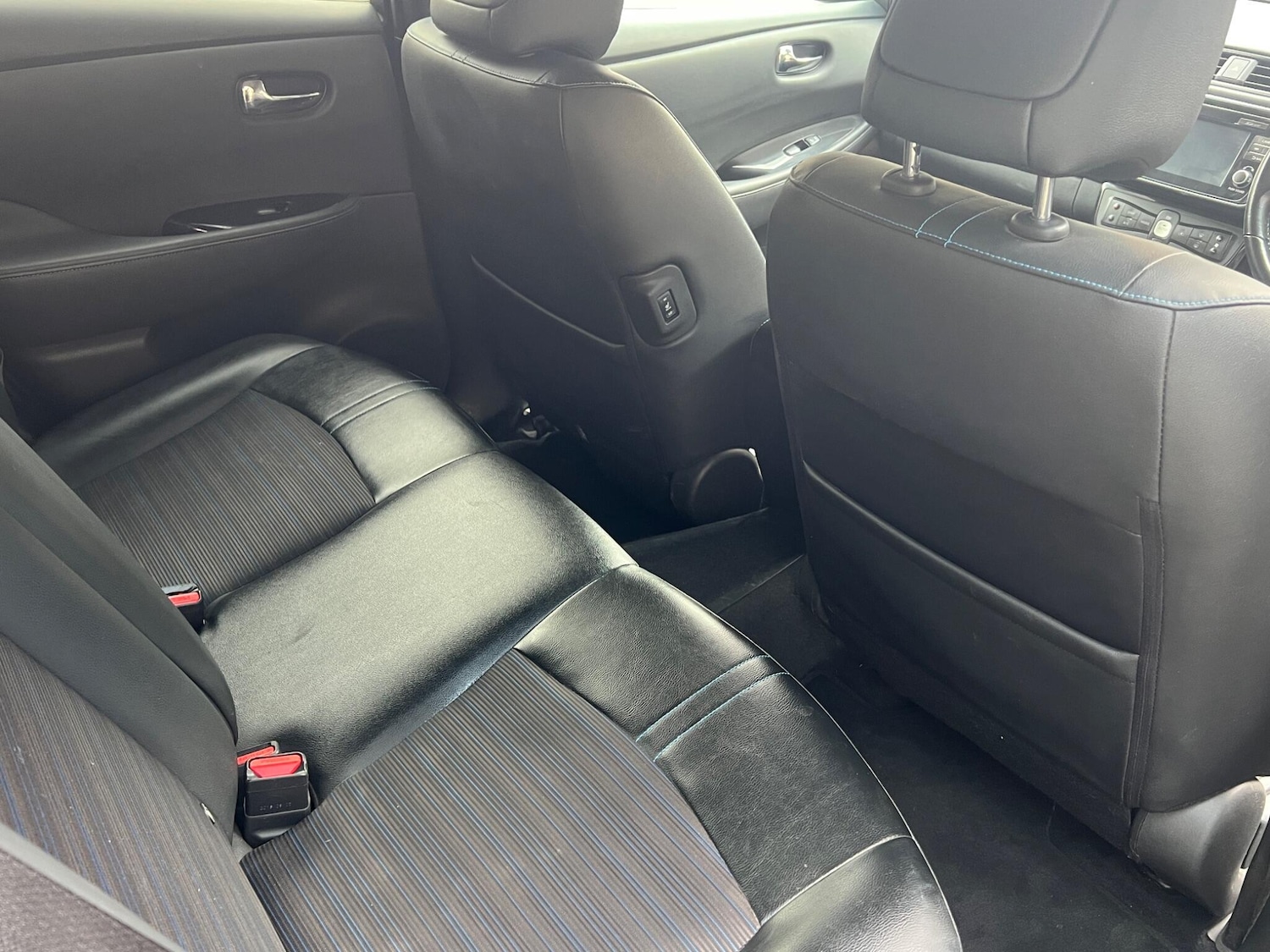 Used Nissan Leaf 2018 for sale - 76839469: Photo 17