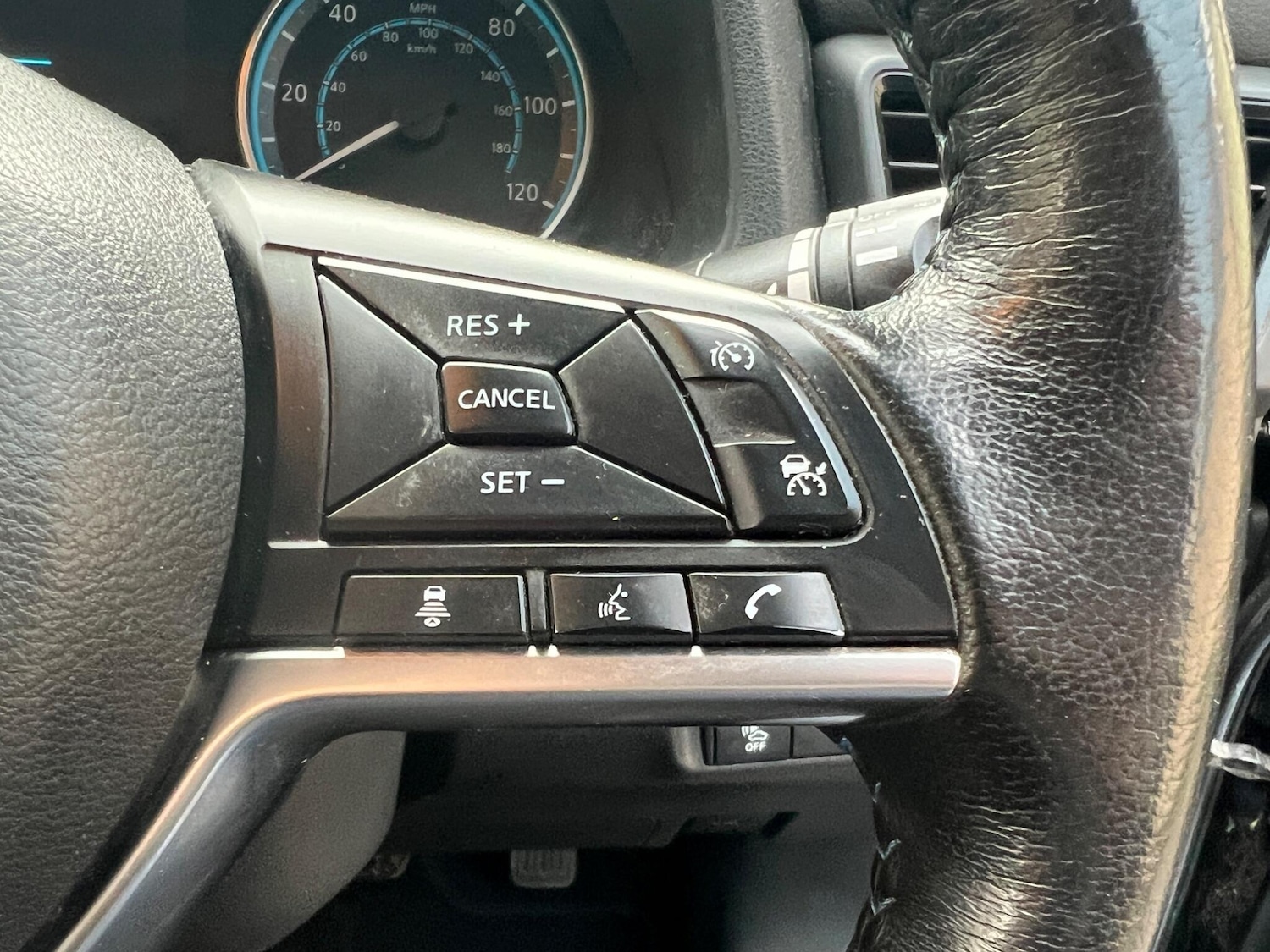 Used Nissan Leaf 2018 for sale - 76839469: Photo 22