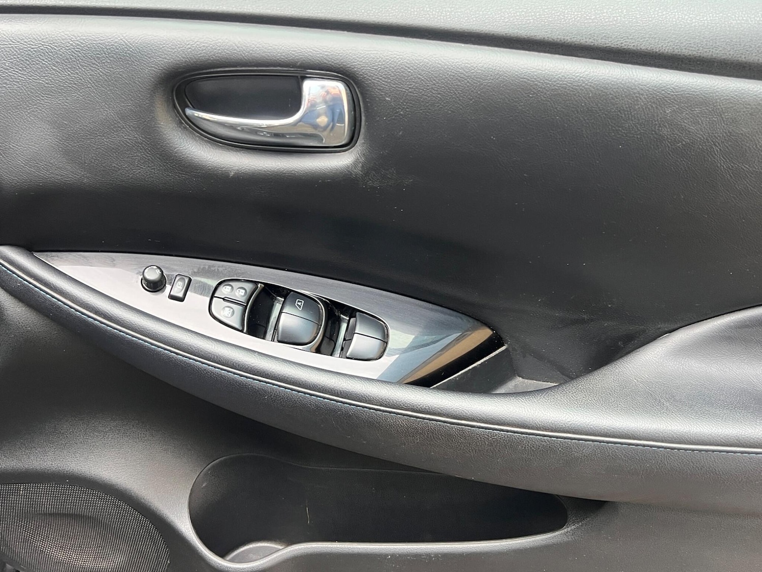 Used Nissan Leaf 2018 for sale - 76839469: Photo 28