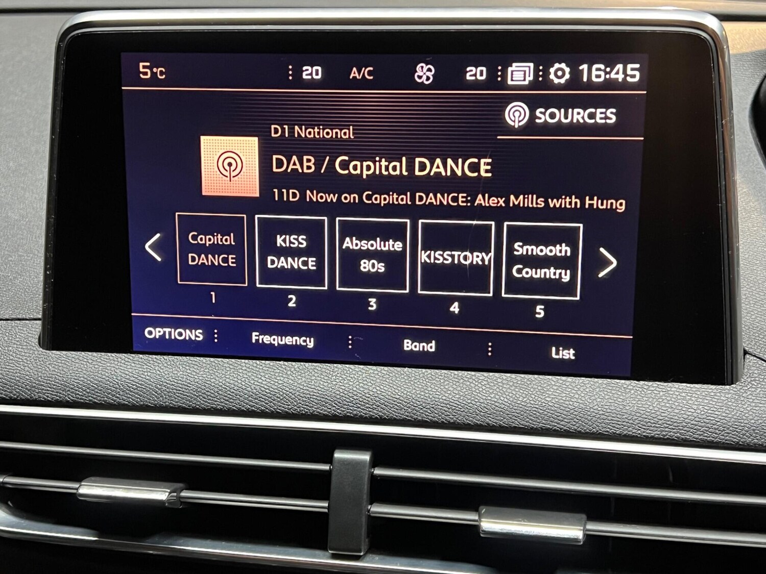 Used Peugeot 3008 2017 for sale - 77424697: Photo 24