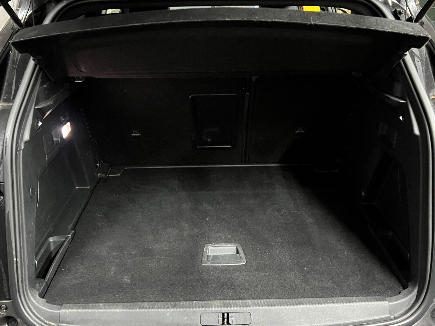 Used Peugeot 3008 2017 for sale - 77424697: Photo 27