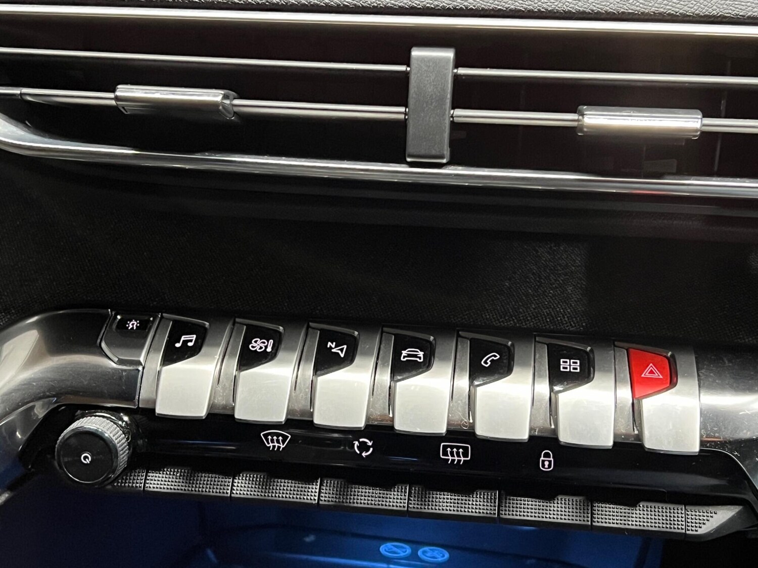 Used Peugeot 3008 2017 for sale - 77424697: Photo 43