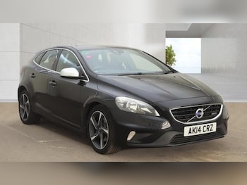 Used Volvo V40 2014 for sale - 79540256: Photo