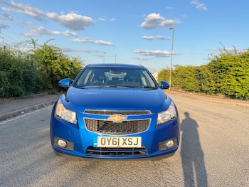 Used Chevrolet Cruze 2011 for sale - 79484015: Photo