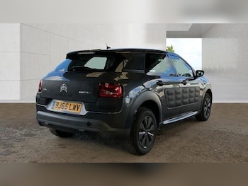 Used Citroen C4 Cactus 2015 for sale - 79484896: Photo