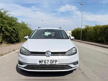 Used Volkswagen Golf 2017 for sale - 79609813: Photo