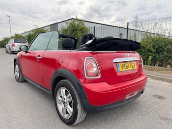 Used MINI Convertible 2011 for sale - 79484859: Photo