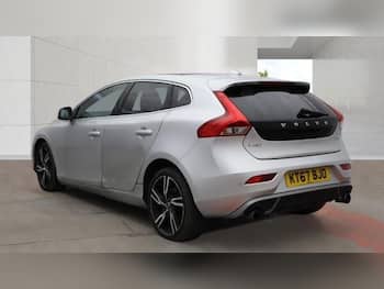 Used Volvo V40 2017 for sale - 79793483: Photo