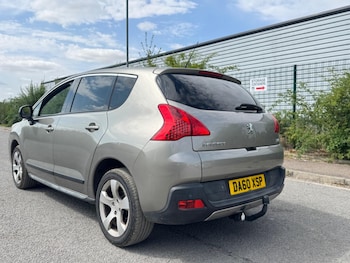 Used Peugeot 3008 2011 for sale - 79483811: Photo