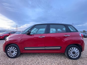Used Fiat 500L 2013 for sale - 79677620: Photo