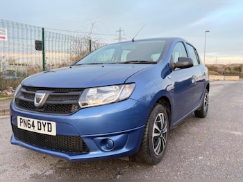 Used Dacia Sandero 2014 for sale - 79366752: Photo